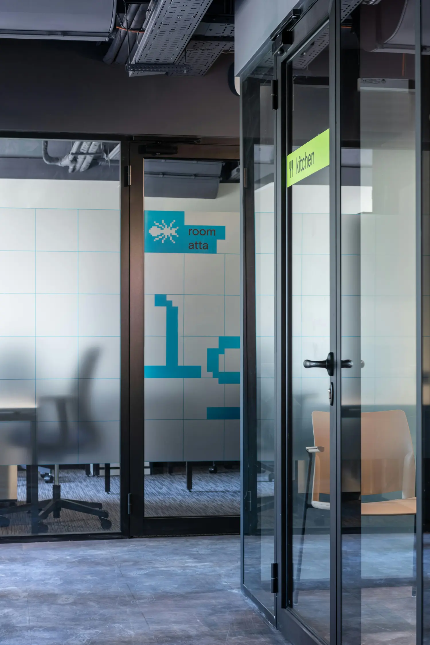 Brandschutzverglasung in einem Büro